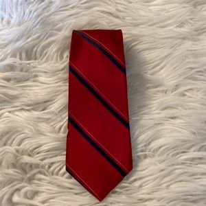 BERKLEY man tie red color excellent condition wide 3”